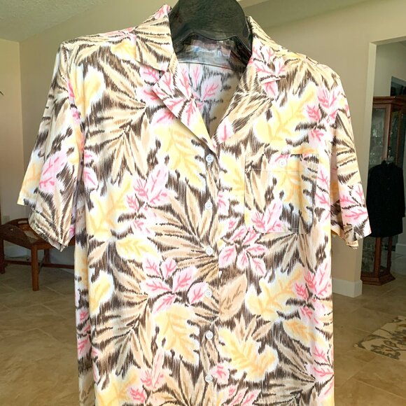EUC Pappagallo Floral Collared, Button Front, Short Sleeved Blouse size 1X - Picture 3 of 6